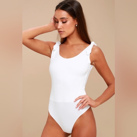 Lulu’s Tie-Strap Open-Back White Bodysuit - Picture 5 of 6